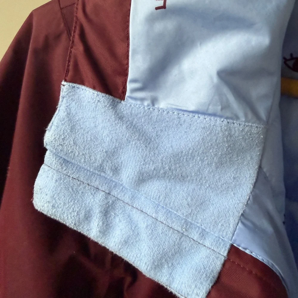 The North Face Women's Small Maroon Winter Jacket, ski or snowboard ready - Picture 11 of 16